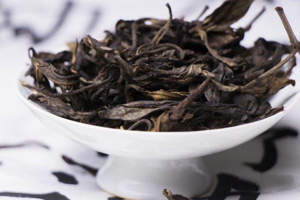 Puerh Tea Raw Tea and Ripe Tea Brewing Methods Illustration 2