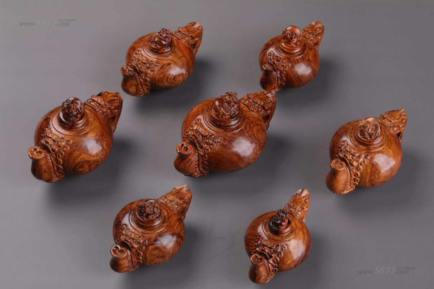 海南黄花梨茶壶能泡茶吗？揭秘传统工艺与现代茶艺的完美结合插图1