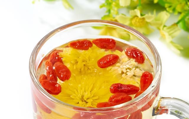 Uncovering Silver Tea Infusion, from its origin to its health benefits Illustration 1