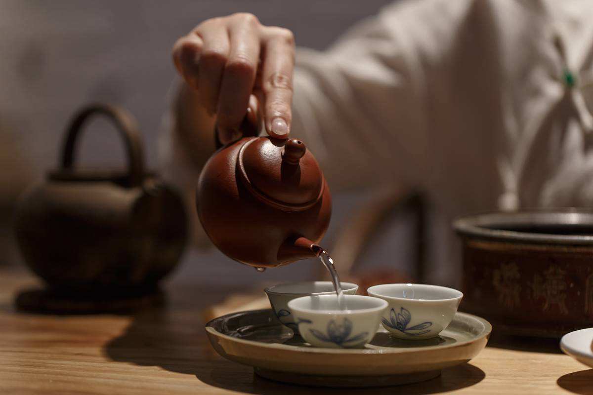 如何完美冲泡一杯茶，详细步骤与技巧插图2