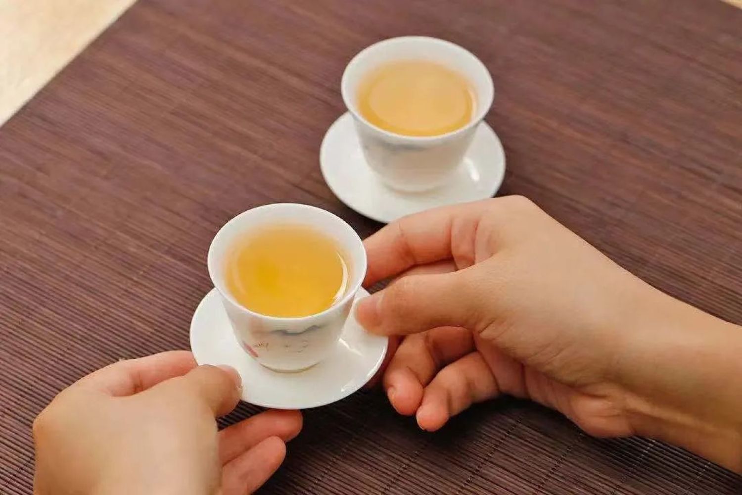 如何掌握茶叶冲泡的艺术，从零开始的培训指南插图3